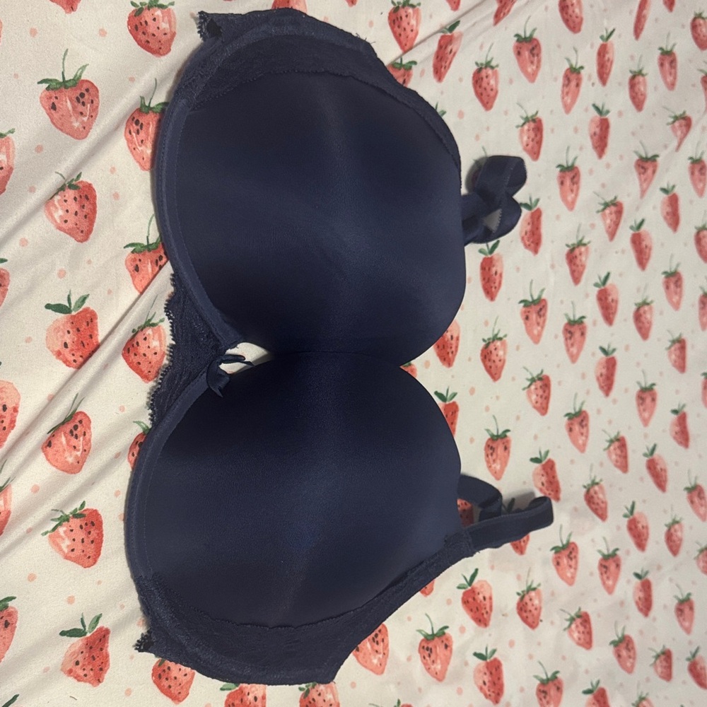 Victoria's Secret Navy Smooth T-Shirt Bra with Lace Accents